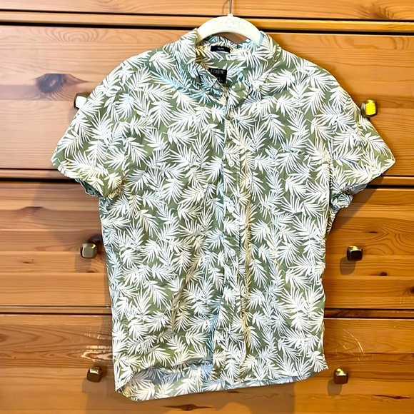 EUC J Crew palm print flex slim cut short sleeve shirt - Picture 1 of 7